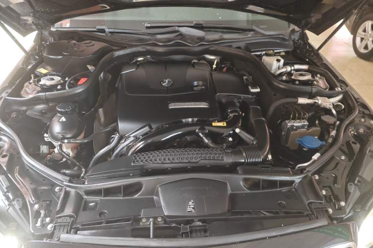 Used Mercedes-Benz E-Class 2015 Restyled E 260 L Sport Edition Engine Bay