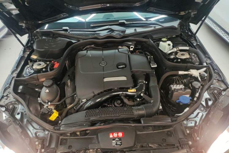 Used Mercedes-Benz E-Class 2015 Restyled E 260 L Sport Edition Engine Bay