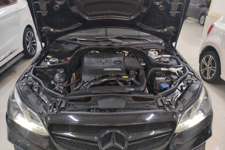 Used Mercedes-Benz E-Class 2015 Facelift E 200 L Sport Edition Engine Bay