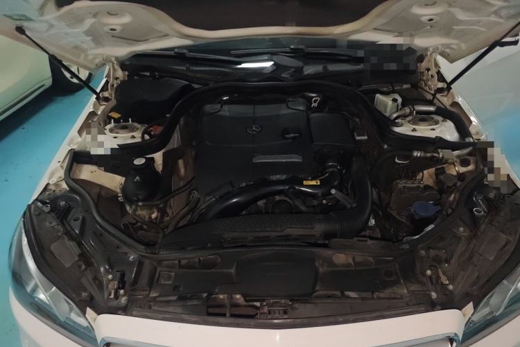 Used Mercedes-Benz E-Class 2015 E 260 L Sport Edition Engine Bay