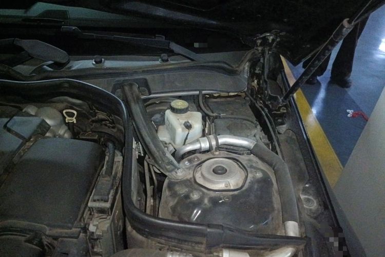 Used Mercedes-Benz E-Class 2015 Restyled E 260 L Sport Edition Engine Bay Left