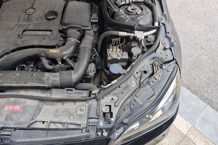 Used Mercedes-Benz E-Class 2015 Facelift E 200 L Sport Edition Engine Bay Left