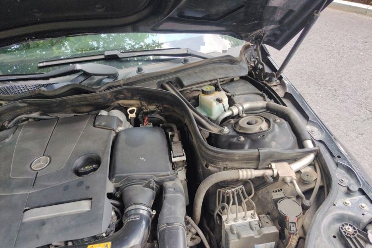 Used Mercedes-Benz E-Class 2015 Restyled E 260 L Sport Edition Engine Bay Left