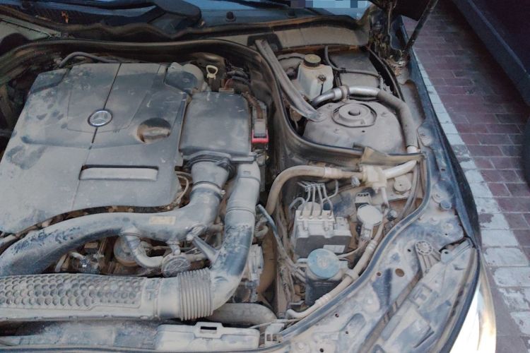 Used Mercedes-Benz E-Class 2015 E 260 L Sport Edition Engine Bay Left