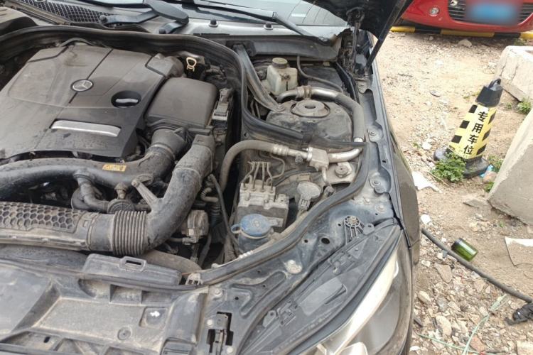 Used Mercedes-Benz E-Class 2015 E 260 L Sport Edition Engine Bay Left
