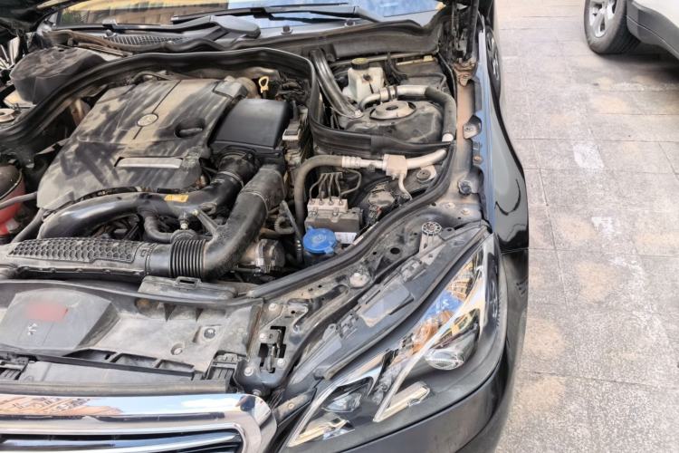 Used Mercedes-Benz E-Class 2015 Revised E 260 L Sport Luxury Edition Engine Bay Left