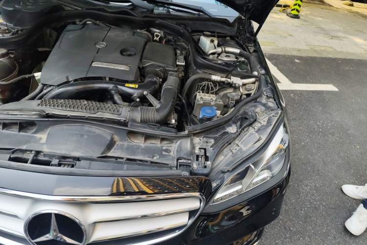 Used Mercedes-Benz E-Class 2015 Restyled E 260 L Sport Edition Engine Bay Left