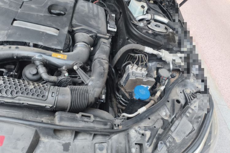 Used Mercedes-Benz E-Class 2015 Revised E 180 L Sport Edition Engine Bay Left