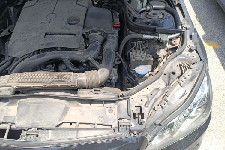 Used Mercedes-Benz E-Class 2015 E 260 L Sport Luxury Model Engine Bay Left