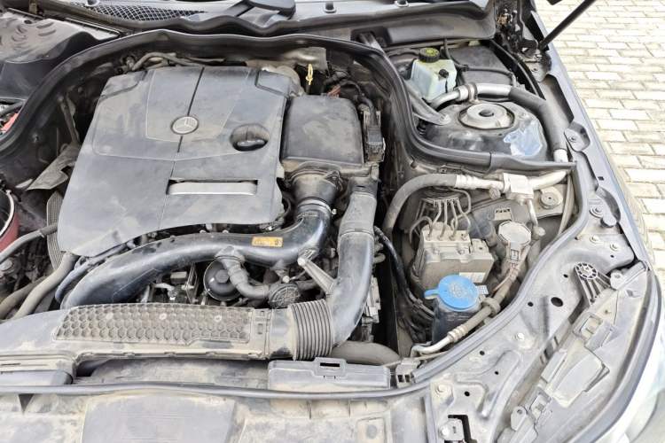 Used Mercedes-Benz E-Class 2015 Revised E 180 L Sport Edition Engine Bay Left