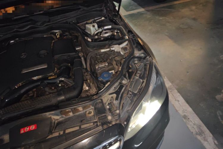 Used Mercedes-Benz E-Class 2015 Restyled E 260 L Sport Edition Engine Bay Left