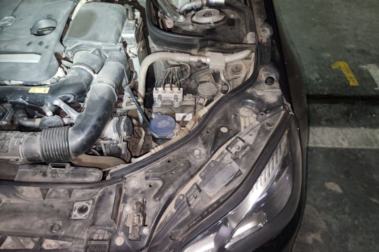 Used Mercedes-Benz E-Class 2015 Restyled E 260 L Sport Edition Engine Bay Left