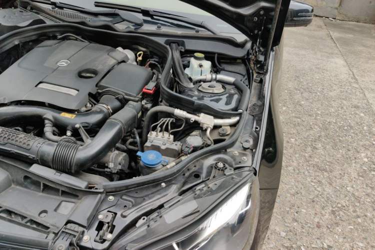 Used Mercedes-Benz E-Class 2015 Restyled E 260 L Sport Edition Engine Bay Left