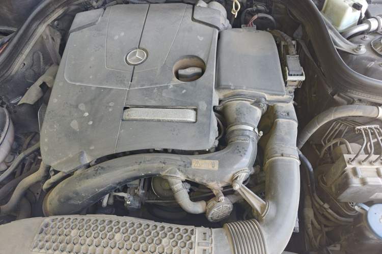 Used Mercedes-Benz E-Class 2015 Restyled E 260 L Sport Edition Engine Bay Left