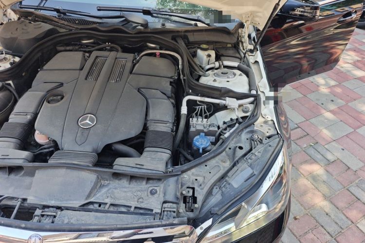 Used Mercedes-Benz E-Class 2015 E 320 L 4MATIC Engine Bay Left