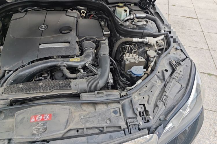 Used Mercedes-Benz E-Class 2015 Facelift E 200 L Engine Bay Left