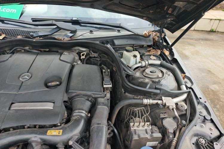Used Mercedes-Benz E-Class 2015 E 260 L Sport Edition Engine Bay Left