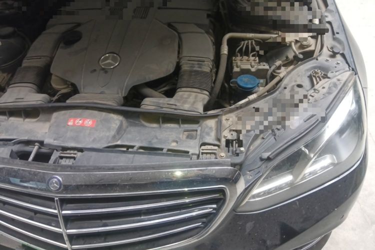 Used Mercedes-Benz E-Class 2015 E 320 L 4MATIC Engine Bay Left