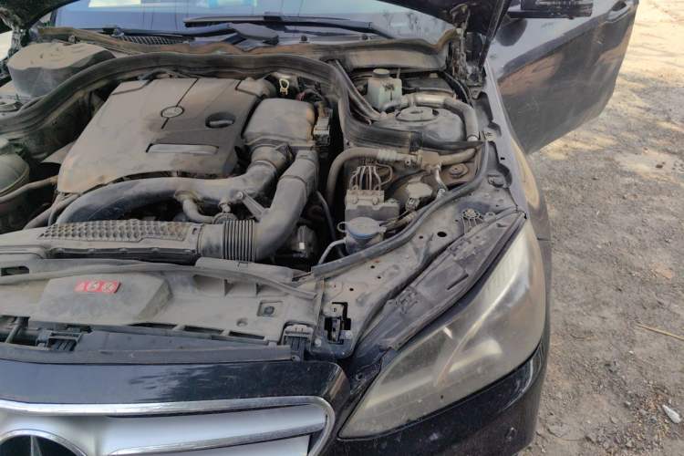 Used Mercedes-Benz E-Class 2015 Restyled E 260 L Sport Edition Engine Bay Left