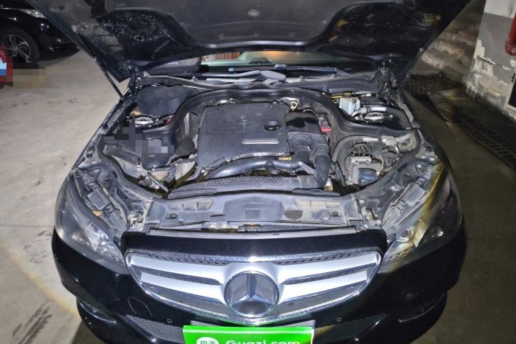 Used Mercedes-Benz E-Class 2015 E 200 L Sport Edition Engine Bay