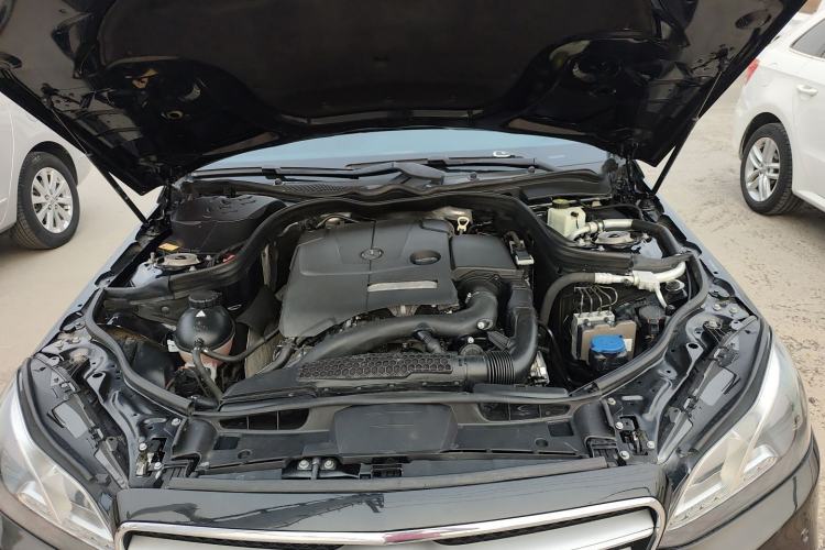 Used Mercedes-Benz E-Class 2015 Restyled E 260 L Sport Edition Engine Bay