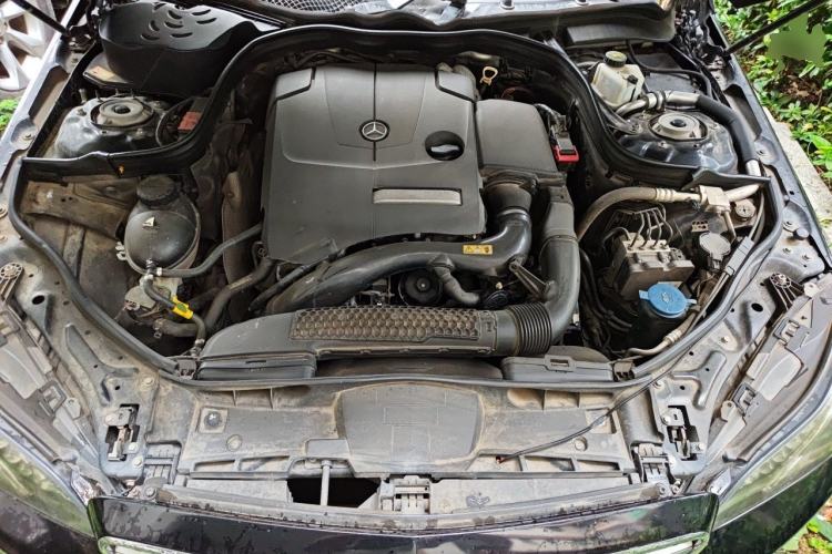Used Mercedes-Benz E-Class 2015 E 200 L Sport Edition Engine Bay
