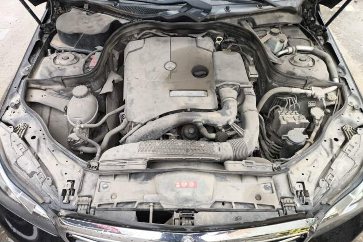 Used Mercedes-Benz E-Class 2015 Revised E 260 L Engine Bay