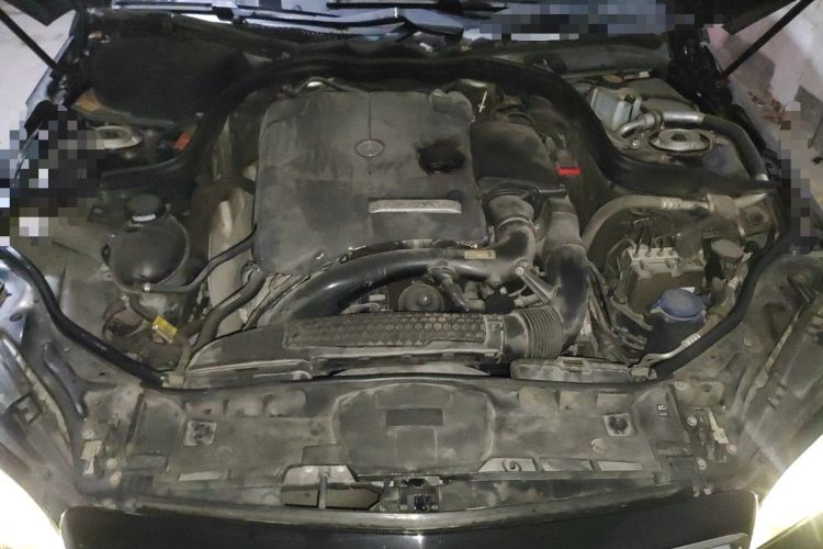 Used Mercedes-Benz E-Class 2015 E 260 L Sport Luxury Model Engine Bay