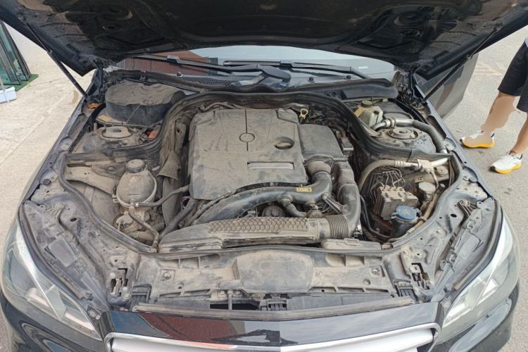 Used Mercedes-Benz E-Class 2015 E 260 L Sport Edition Engine Bay