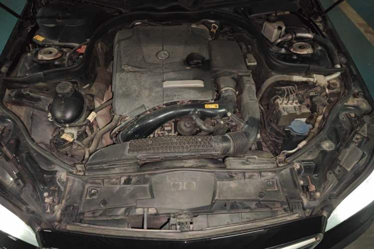 Used Mercedes-Benz E-Class 2015 Restyled E 260 L Sport Edition Engine Bay