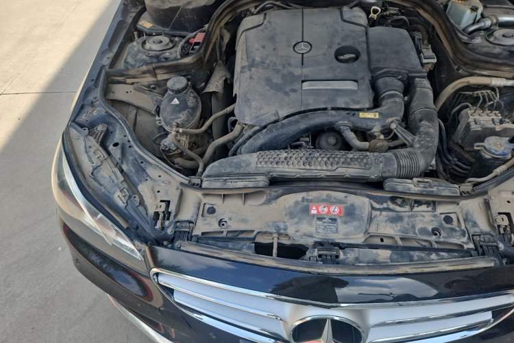 Used Mercedes-Benz E-Class 2015 Restyled E 260 L Sport Edition Engine Bay Right