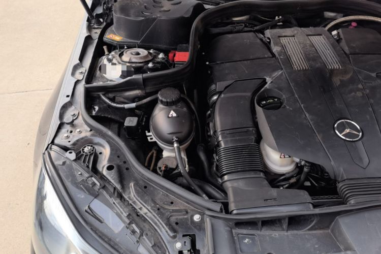 Used Mercedes-Benz E-Class 2015 E 320 L 4MATIC Engine Bay Right