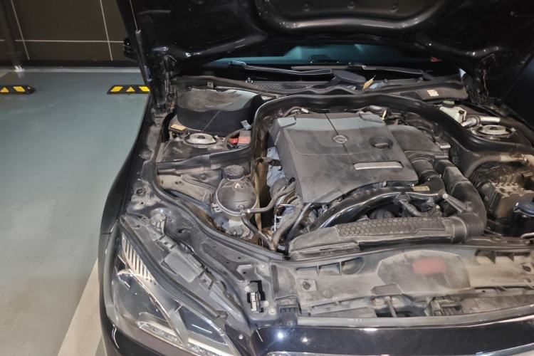 Used Mercedes-Benz E-Class 2015 Facelift E 200 L Sport Edition Engine Bay Right