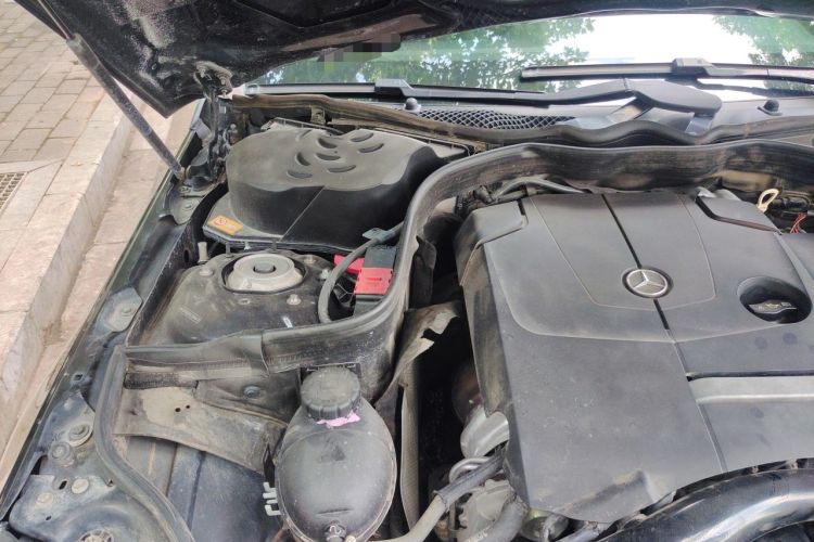 Used Mercedes-Benz E-Class 2015 Restyled E 260 L Sport Edition Engine Bay Right