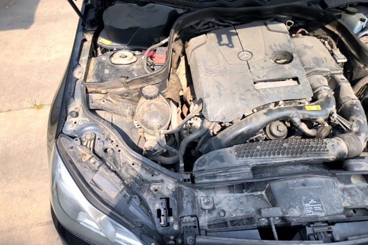Used Mercedes-Benz E-Class 2015 Restyled E 260 L Sport Edition Engine Bay Right