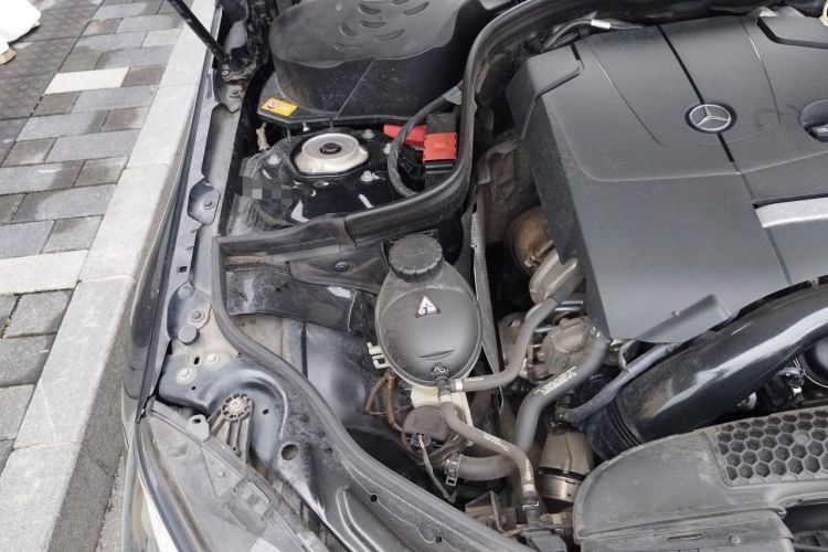 Used Mercedes-Benz E-Class 2015 Restyled E 260 L Sport Edition Engine Bay Right