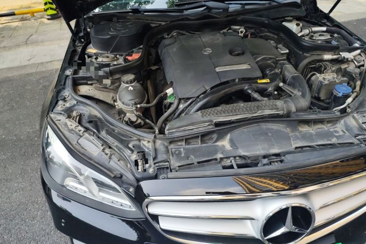 Used Mercedes-Benz E-Class 2015 Restyled E 260 L Sport Edition Engine Bay Right