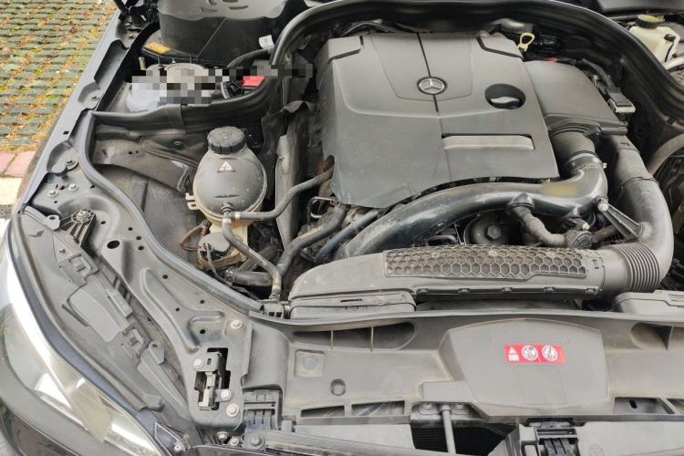 Used Mercedes-Benz E-Class 2015 Revised E 260 L Sporty and Stylish Edition Engine Bay Right
