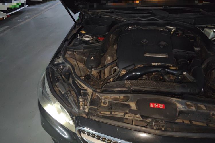 Used Mercedes-Benz E-Class 2015 Restyled E 260 L Sport Edition Engine Bay Right