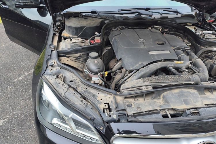 Used Mercedes-Benz E-Class 2015 Restyled E 260 L Sport Edition Engine Bay Right