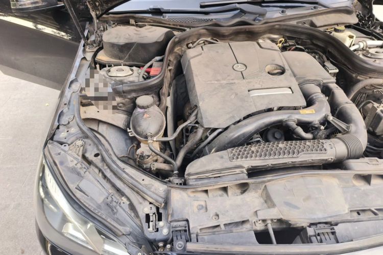 Used Mercedes-Benz E-Class 2015 E 260 L Sport Edition Engine Bay Right