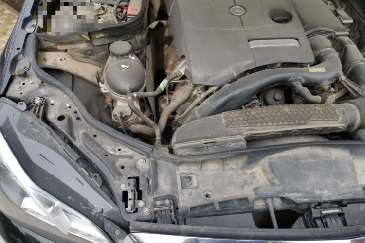 Used Mercedes-Benz E-Class 2015 E 260 L Engine Bay Right