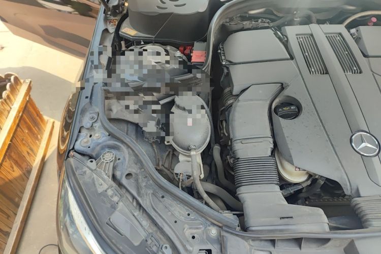 Used Mercedes-Benz E-Class 2015 E 320 L Sport 4MATIC Engine Bay Right
