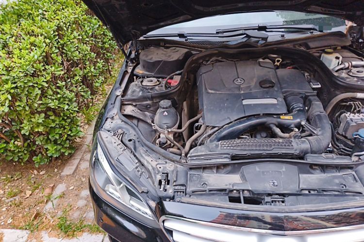 Used Mercedes-Benz E-Class 2015 Facelift E 200 L Sport Edition Engine Bay Right