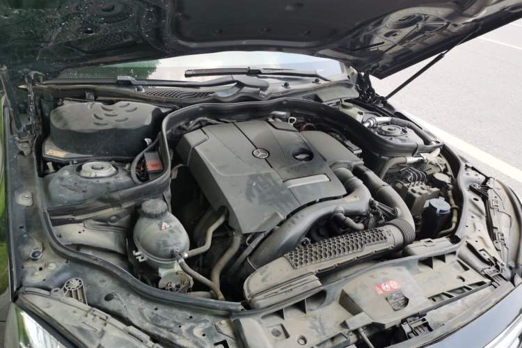 Used Mercedes-Benz E-Class 2015 Restyled E 260 L Sport Edition Engine Bay Right