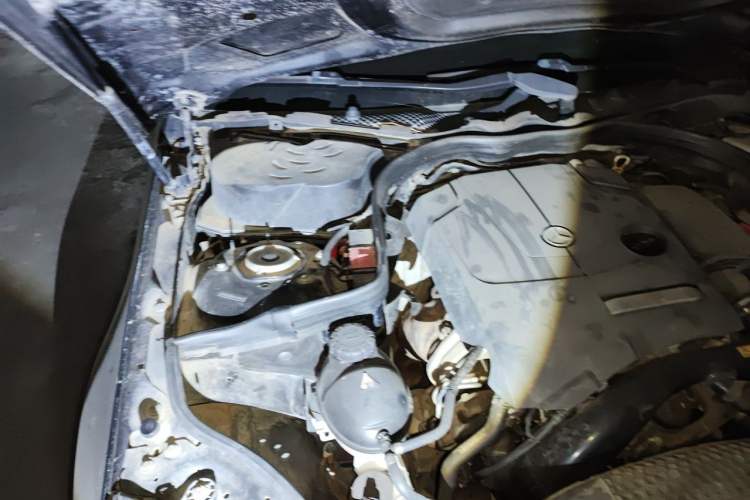 Used Mercedes-Benz E-Class 2015 E 260 L Sport Edition Engine Bay Right