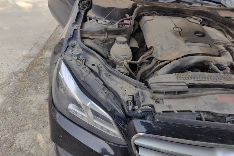 Used Mercedes-Benz E-Class 2015 Restyled E 260 L Sport Edition Engine Bay Right