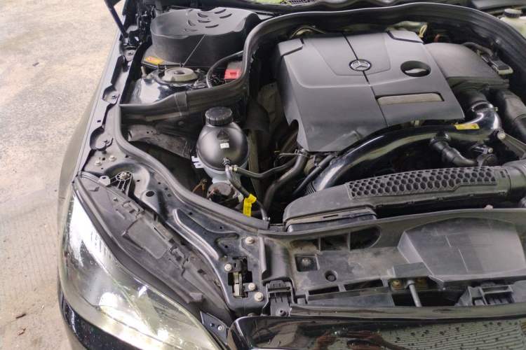 Used Mercedes-Benz E-Class 2015 Restyled E 260 L Sport Edition Engine Bay Right