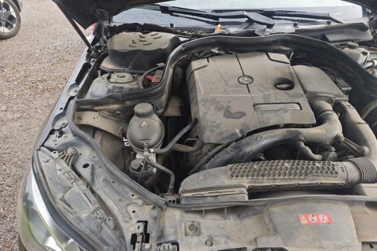 Used Mercedes-Benz E-Class 2015 Restyled E 260 L Sport Edition Engine Bay Right
