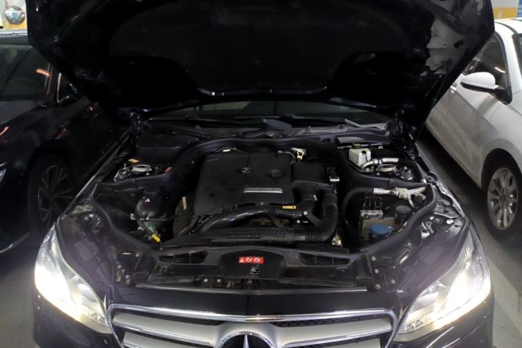 Used Mercedes-Benz E-Class 2015 Restyled E 260 L Sport Edition Engine Bay